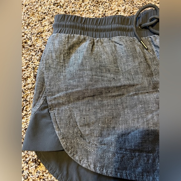 Athleta linen shorts - Picture 3 of 5